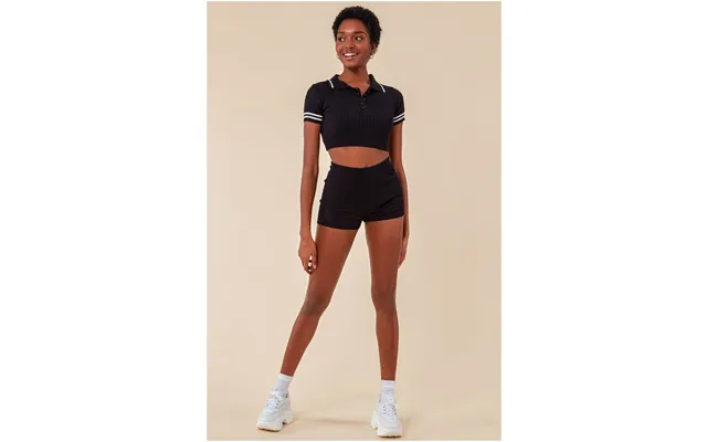 Crop Top & Short Loungewear Set - Black By Cosmochic