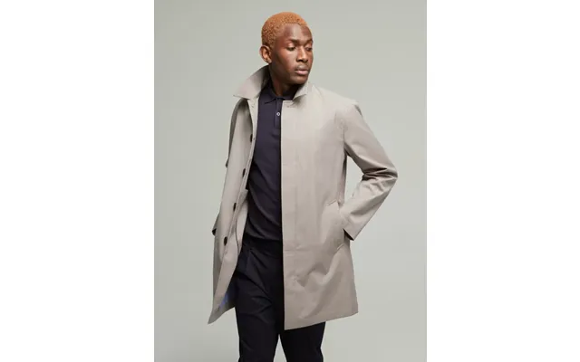 Carver Lightweight Raincoat - Putty 40