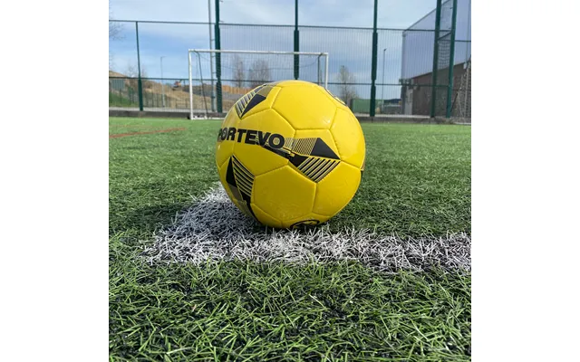 Eclipse Training Football Size 3 4 5 - Yellow 4 Ages 9-14