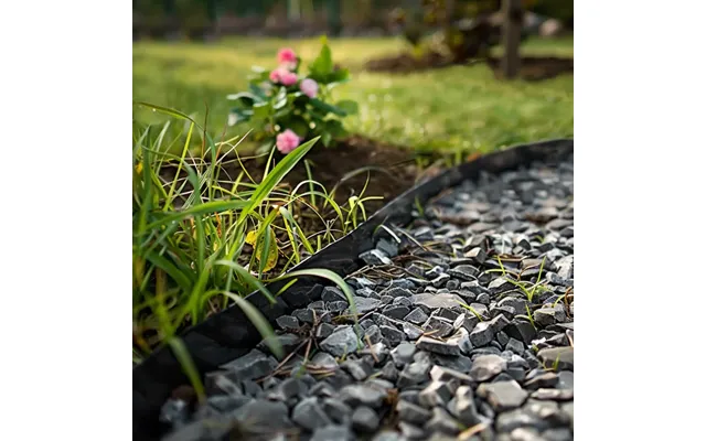 Gravel & Lawn Edging