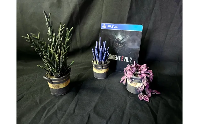 Large Scale Resident Evil Remake Herbs