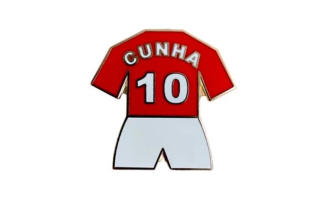 Matheus Cunha 10 Shirt Badge