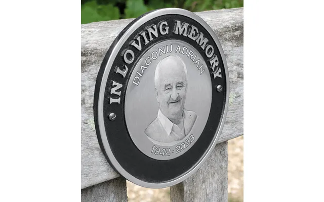 Photo Bench Plate - Custom Memorial Plaque Personalised Photo Tribute