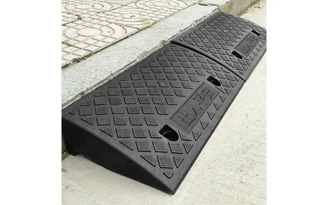 Vehicle Slope Ramp Universal Heavy Duty Rubber Kerb Ramps Car Bikes Threshold