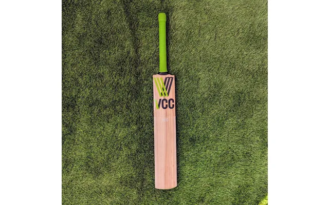 Village Cricket Bat - Short Handle