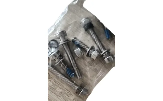 Ix4 Rear Shock Absorber Screw Set With Fixing Nut One Long And One Short