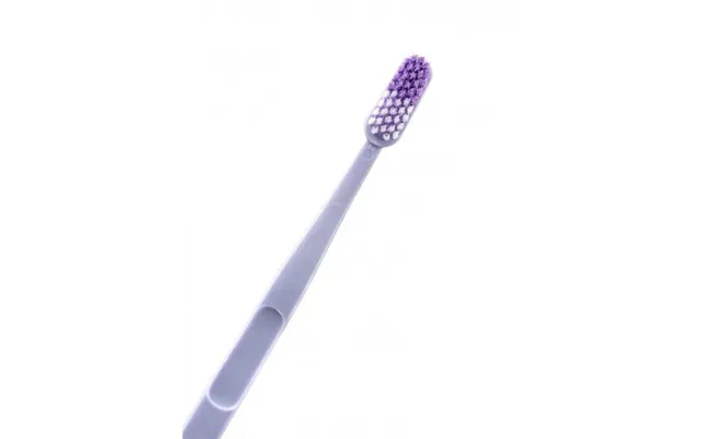 Jordan Clean Smile Medium Toothbrush Purple