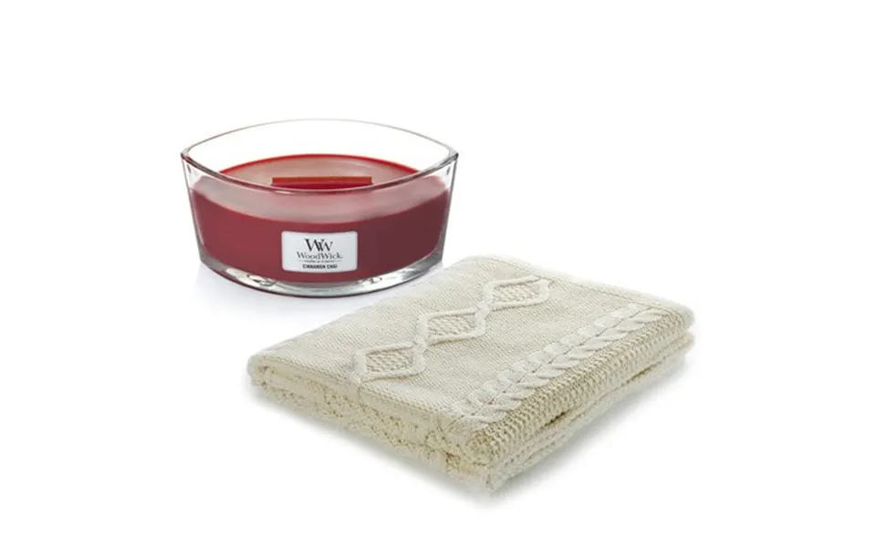 Klipshop Diamond Aran Blanket And Woodwick Candle Set In A Gift Box Cinnamon Chai