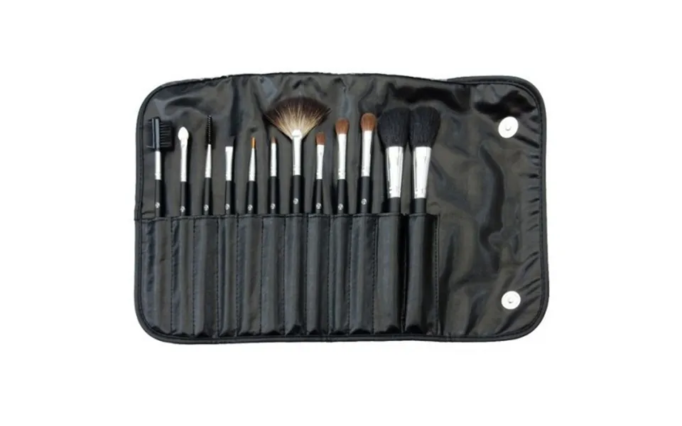 W7 Cosmetics W7 Professional 12 Piece Brush Set