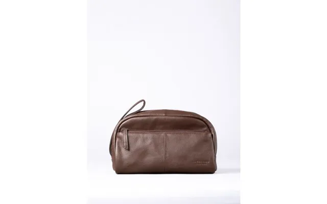 Silloth Leather Washbag In Brown