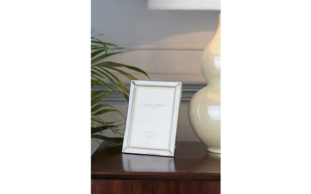 Laura Ashley La3756184-q Oakford Photo Frame In Mother Of Pearl Finish 5 X 7