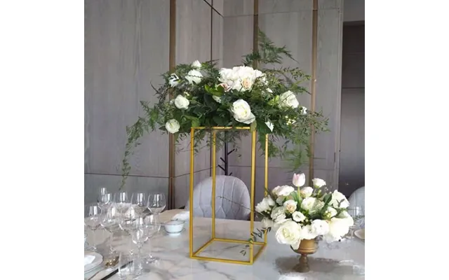Metal Column Flower Stand For Wedding Decoration Can Be Disassembled - Gold