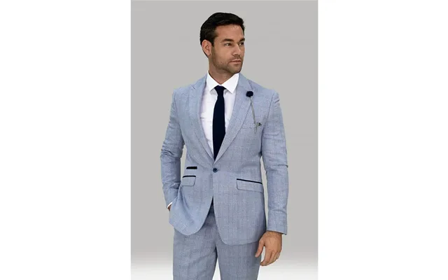 Cavani Cardi 3 Piece Suit In Lt Blue - 38