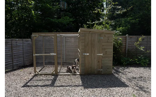 Kennel & Run