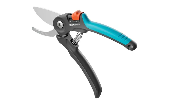 Gardena Premiumcut Green Wood Bypass Secateurs