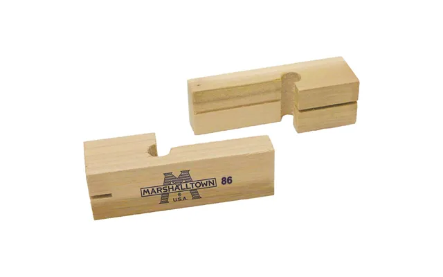 Marshalltown 86 Hardwood Brick Line Blocks