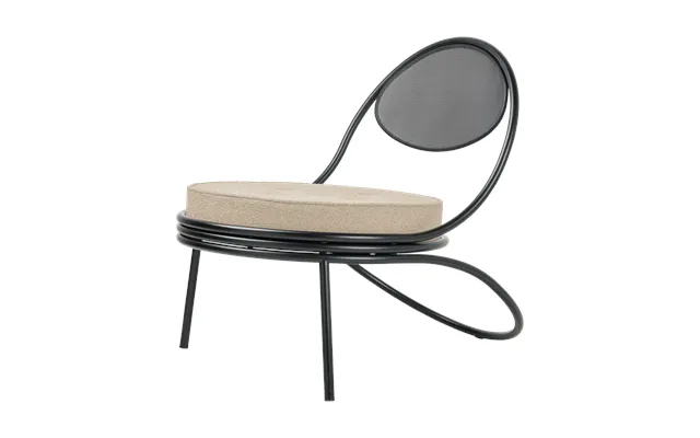 Gubi Copacabana Outdoor Lounge Chair Upholstered Seat Lorkey Limonta 41-black Legs product image