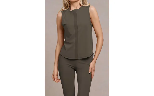 Bowden Vest Ramble