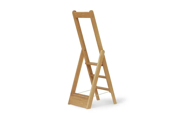 Form & Refine Step By Step Ladder Oak