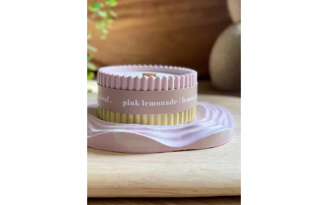 Pink Lemonade Stoneware Soy Candle Raspberry & Lemon Burst