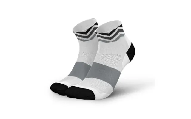 Incylence Ultralight Waves Socks White Size 39-42 Eu - Lightweight Comfort For Enhanced Running Performance