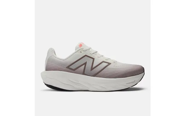 New Balance Fresh Foam X 1080 V14 Running Shoes Size 45 Eu White - Ultimate Comfort For Long Distance Runs product image