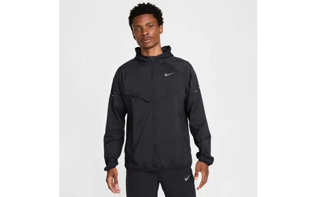 Nike Dri-fit Stride Uv Running Jacket For Men - Lightweight, Breathable, And Uv Protection In Black
