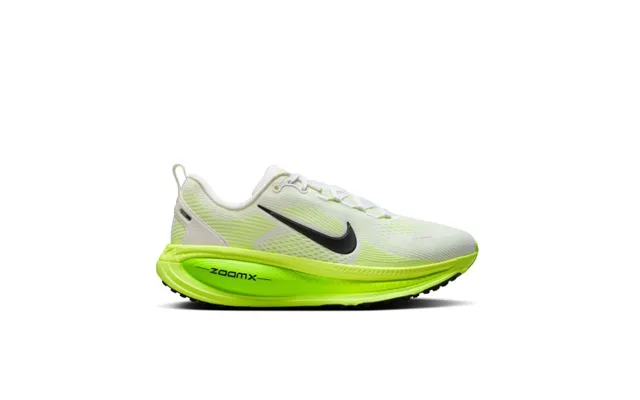 Nike Vomero 18 - White Running Shoes For Comfortable Training And Long Distances product image