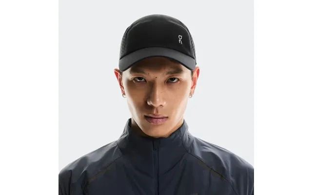 On Lightweight Running Cap For Men - Ideal For Training And Outdoor Activities, Breathable Design In Classic Colour