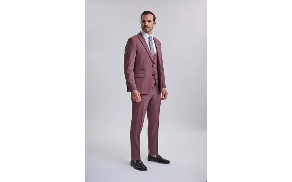 Monty - Mauve Three Piece Suit