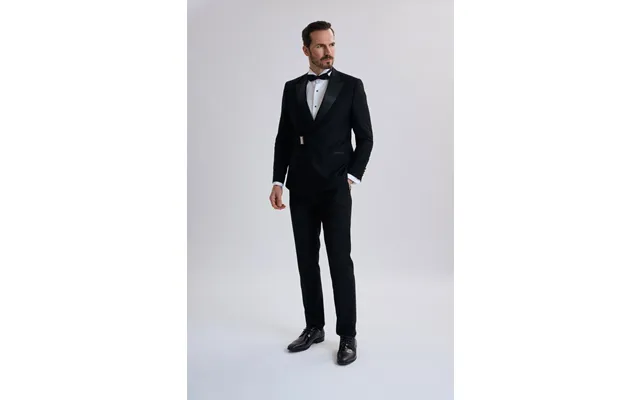 Riccardo Black Tuxedo product image
