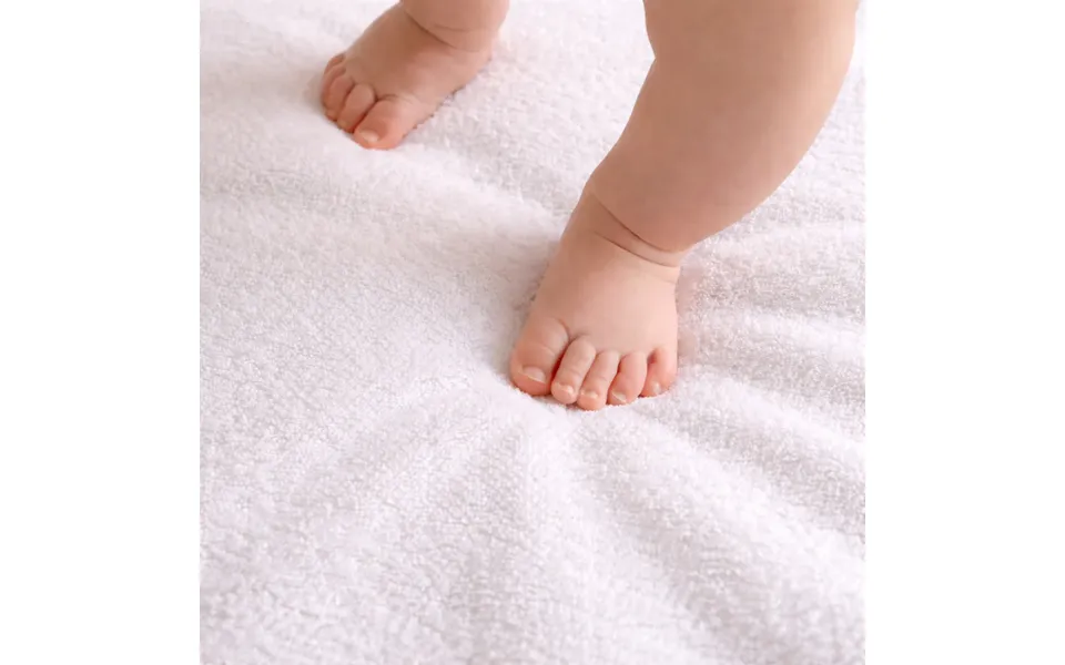 Bamboo Waterproof Mattress Protector - Cot Bed