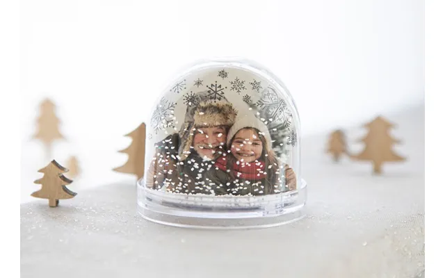 Personalised Snow Globe