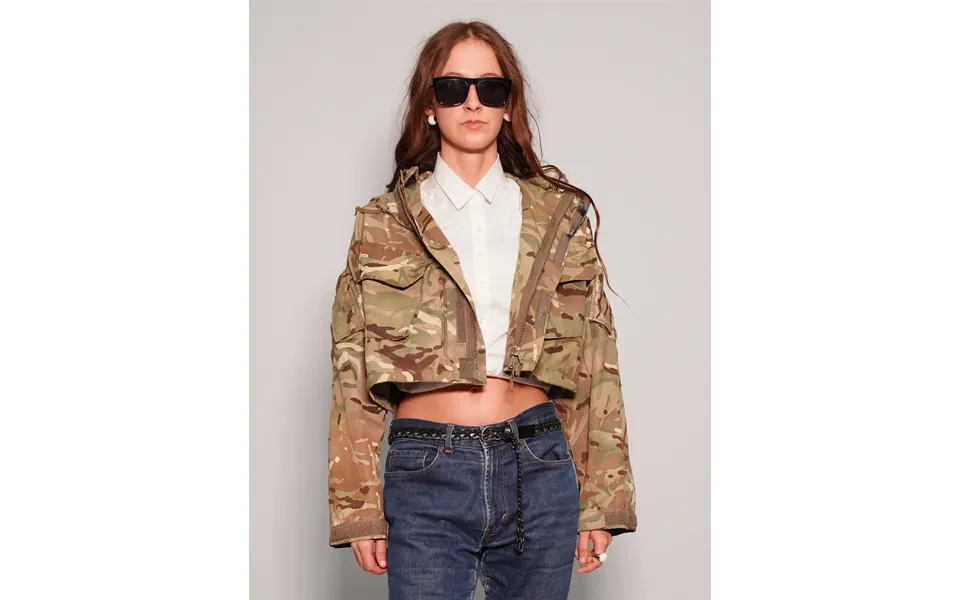 Cropped Hooded Smock Jacket In Desert Camo