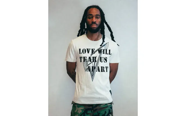 Men's 'love Will Tear Us Apart' Lined Logo T-shirt In Ecru