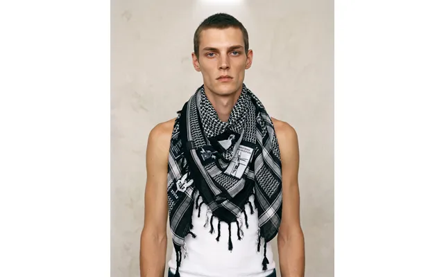 'the Riot' Patched Scarf In Black & White Men