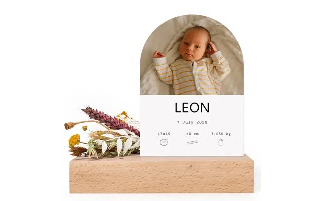 Smartphoto Wooden Block With Dried Flowers And Arched Forex Card