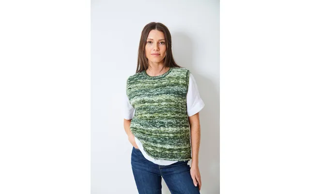 Sweater And Tank Top In King Cole Camouflage Dk 6283