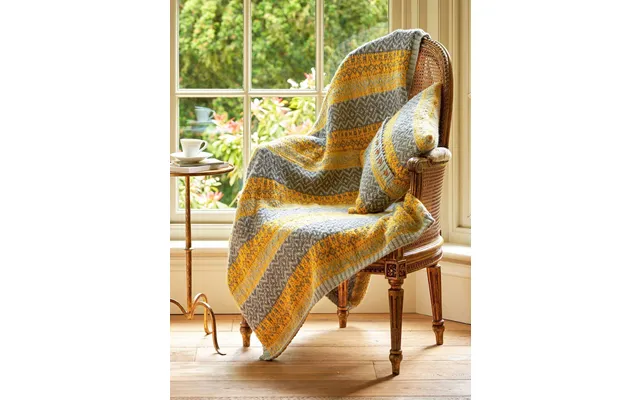 West Yorkshire Spinners The Croft Home Pattern Book