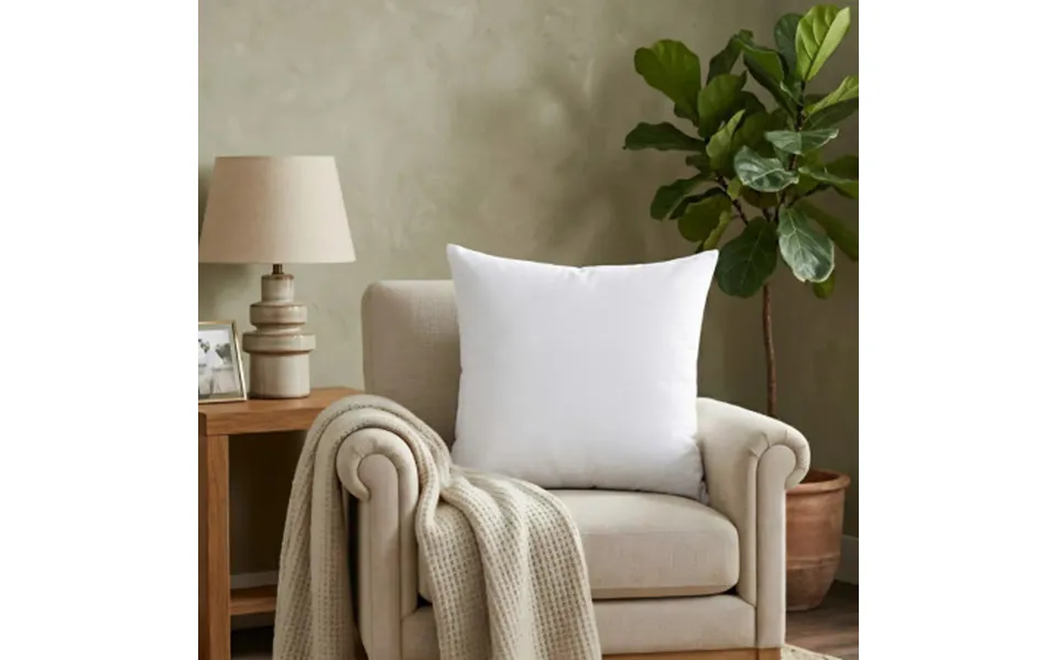 High Quality Hollowfibre Cushion Pads - 24x24