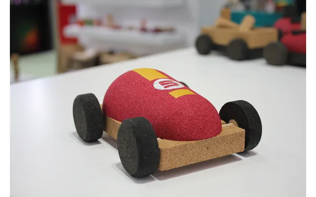 Elou Cork Eco Racing Car 5
