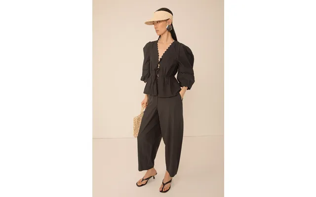 Thea Barrel Leg Trouser