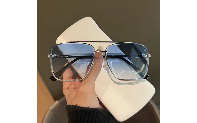 2024 New Transparent Blue Sunglasses Men's Retro Double Beam Driving Sunglasses Travel Travel Uv Sun Umbrella Glasses product image