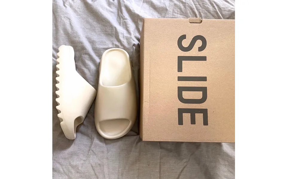 Coconut Slippers Men Wear Ins Tide Summer Thick Bottom Couple Beach Large Size Non Slip Sandals And Step On Shit Feeling