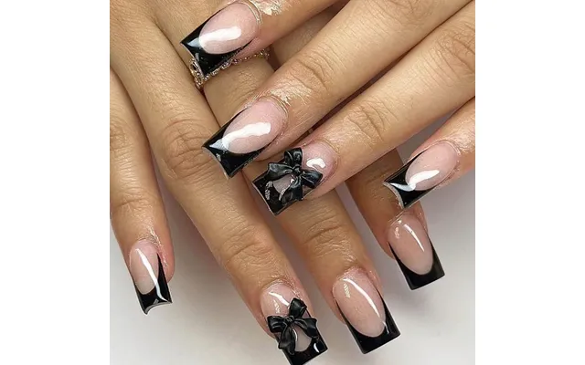 Short Giny Face European And American French Style Black Bow Pure Desire All-match Sweet Wear Armor Simple Ins All-match product image