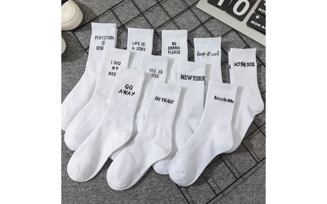 Unisex Casual Sports Letter Cotton Crew Socks A Pair product image