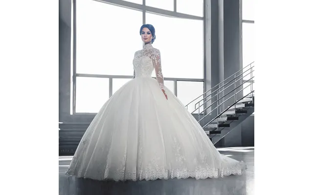 Lace Wedding Dress 2023 New Bride Wedding Long-sleeved Trailing High-end Atmospheric White Wedding Dress Factory Wholesa product image