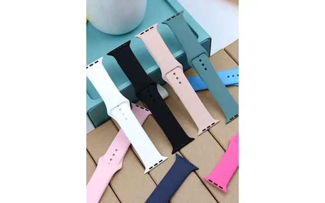 Silicone Strap For Watch Band 44mm 40mm 45mm 41mm Ultra 49mm 42mm 38 44 45 Mm Bracelet Watch Series 7 8 Se 3 4 5 6
