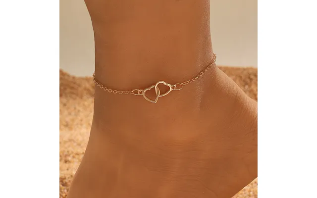 Simple Love Anklet Female Personality Temperament Interlocking Hollow Heart-shaped Anklet Beach Foot Jewelry