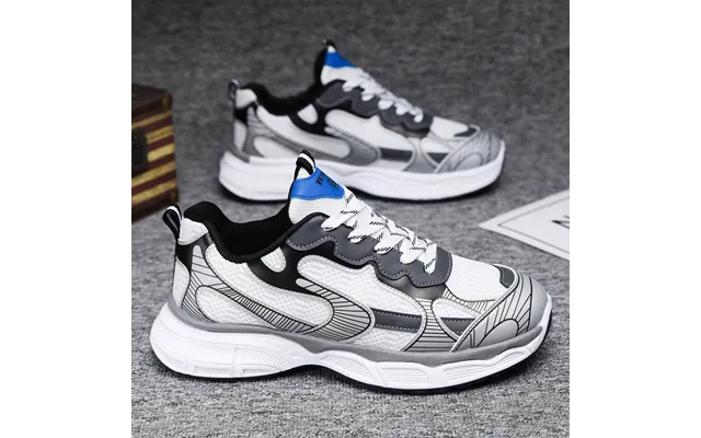 Summer Shoes 2023 New Breathable Daddy Shoes Fashion Running Outdoor Mesh Shoes